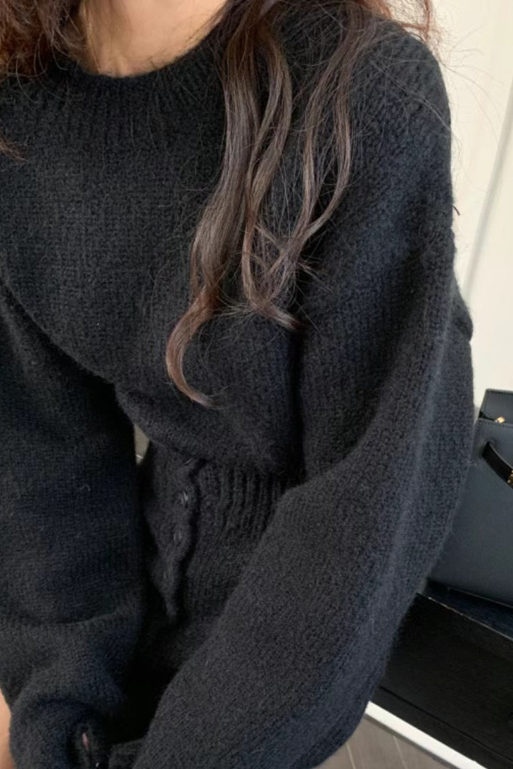 Short Fitted Knit Round Neck Slim Two Piece Set