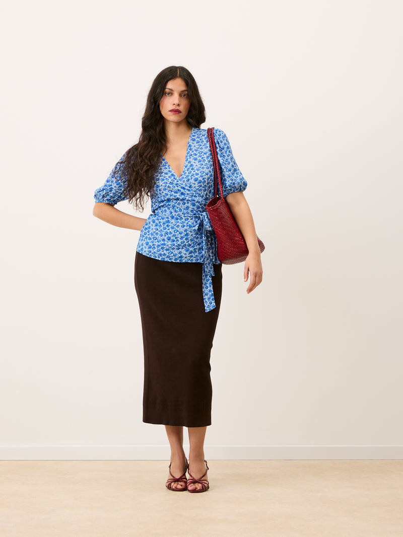 LOUISA blue floral blouse by Rouje, detail of puff sleeves