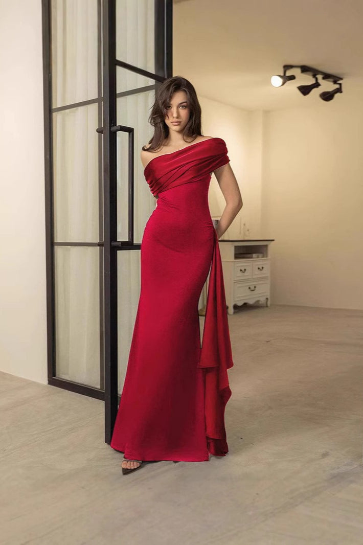 Chic Satin Draped Neck Sheath Formal Dress XS / Red