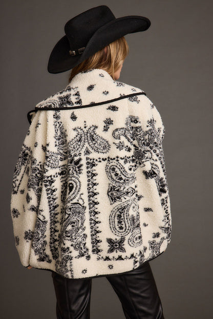 Coyote Printed Sherpa Jacket styled in a complete look from an alternate angle.