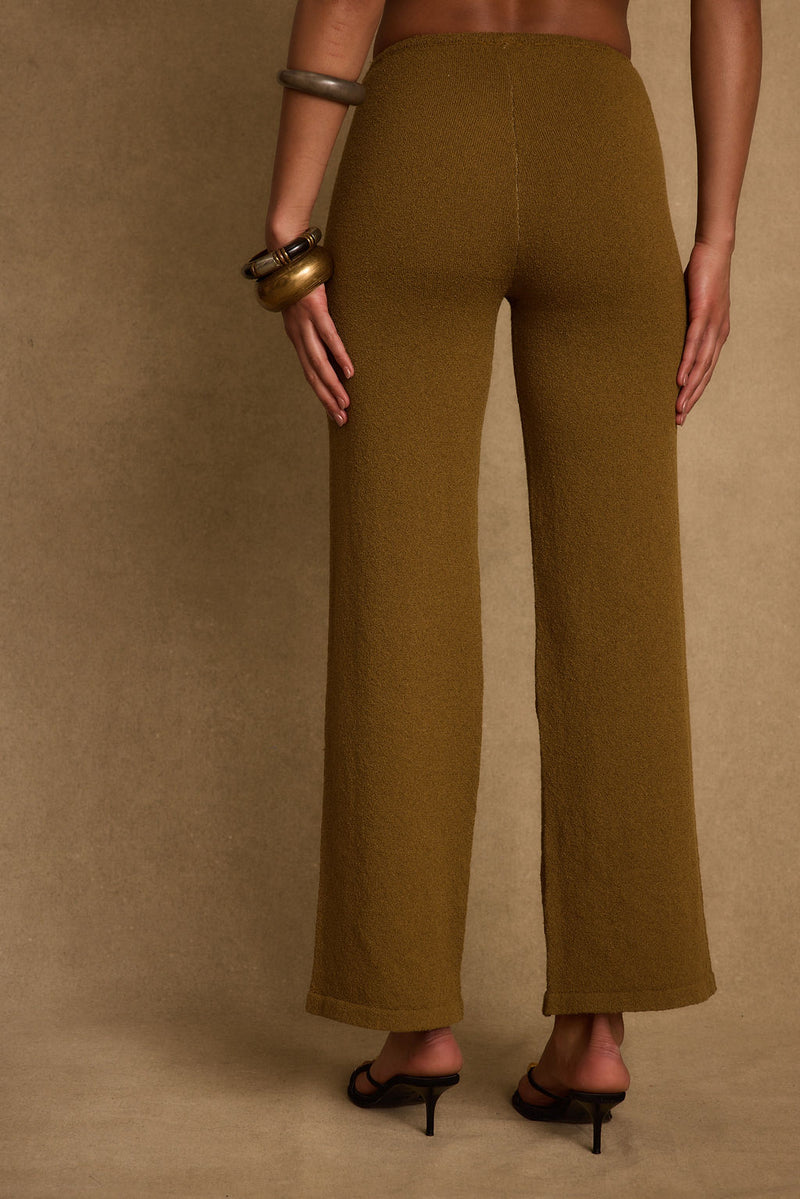 Cresta Moss Knit Pants styled in a complete look from an alternate angle.
