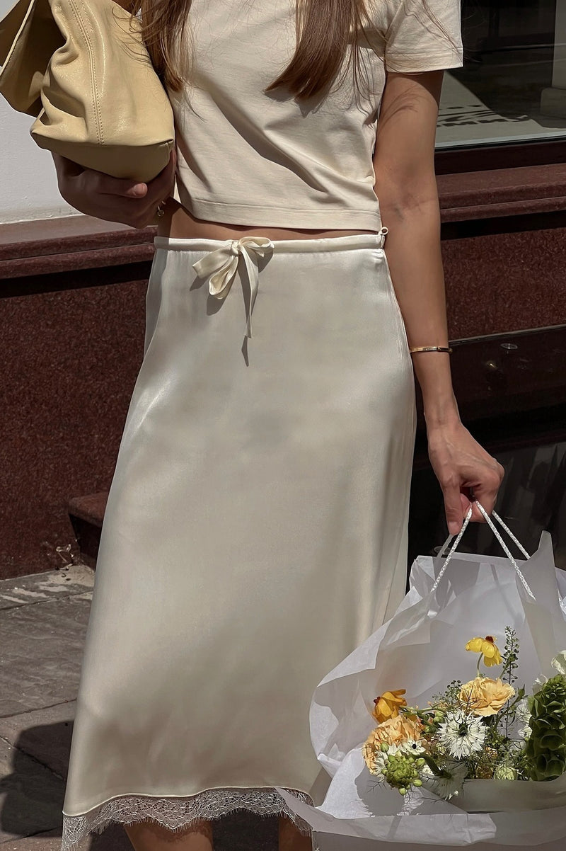 Elegant Lace Trim Tie Waist Midi Skirt