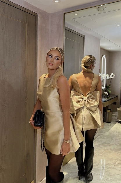 Elegant Square Neck Backless High Waist Mini Dress
