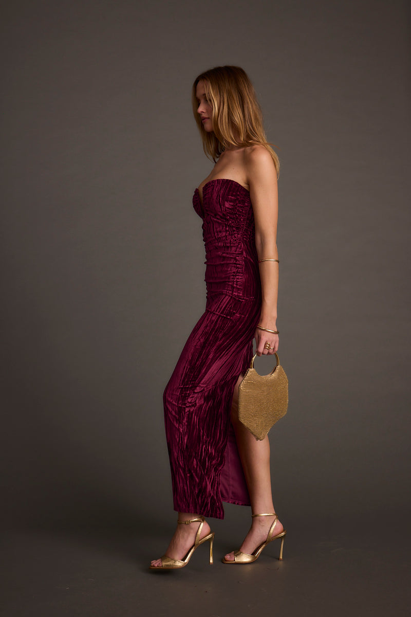 Jones Mulberry Maxi Dress styled in a complete look from an alternate angle.