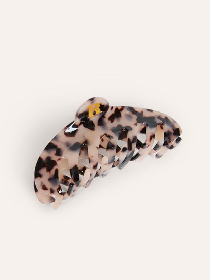 LOLITA ecru tortoiseshell hair clip, front view by Rouje
