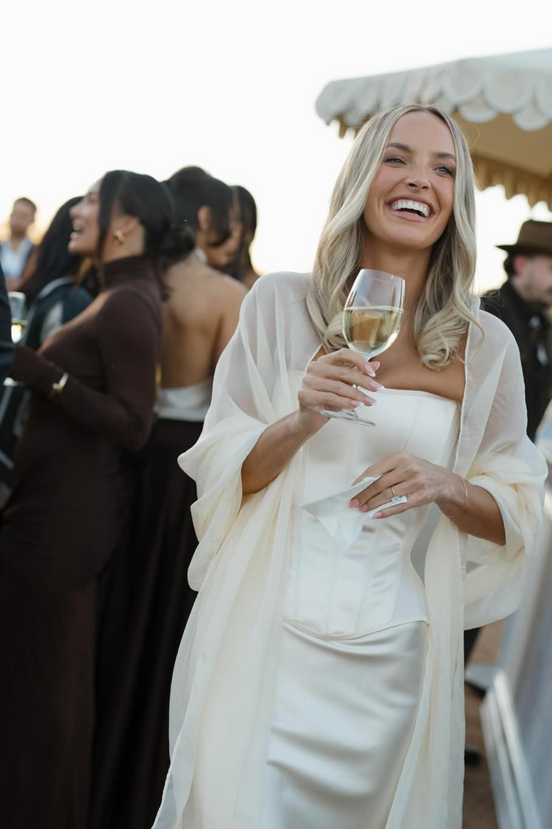 Mia Cape - Only Cape