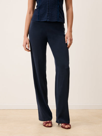 GLENDA navy blue flowing pants worn on a model by Rouje