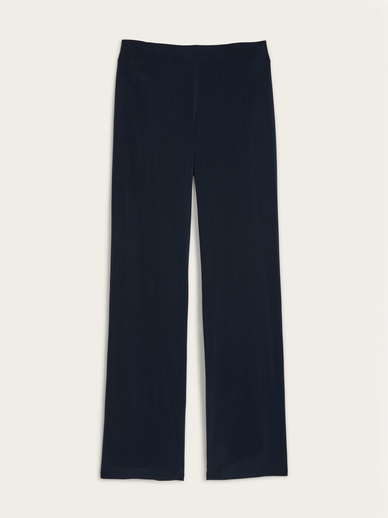 GLENDA navy blue flowing pants, lifestyle setting by Rouje