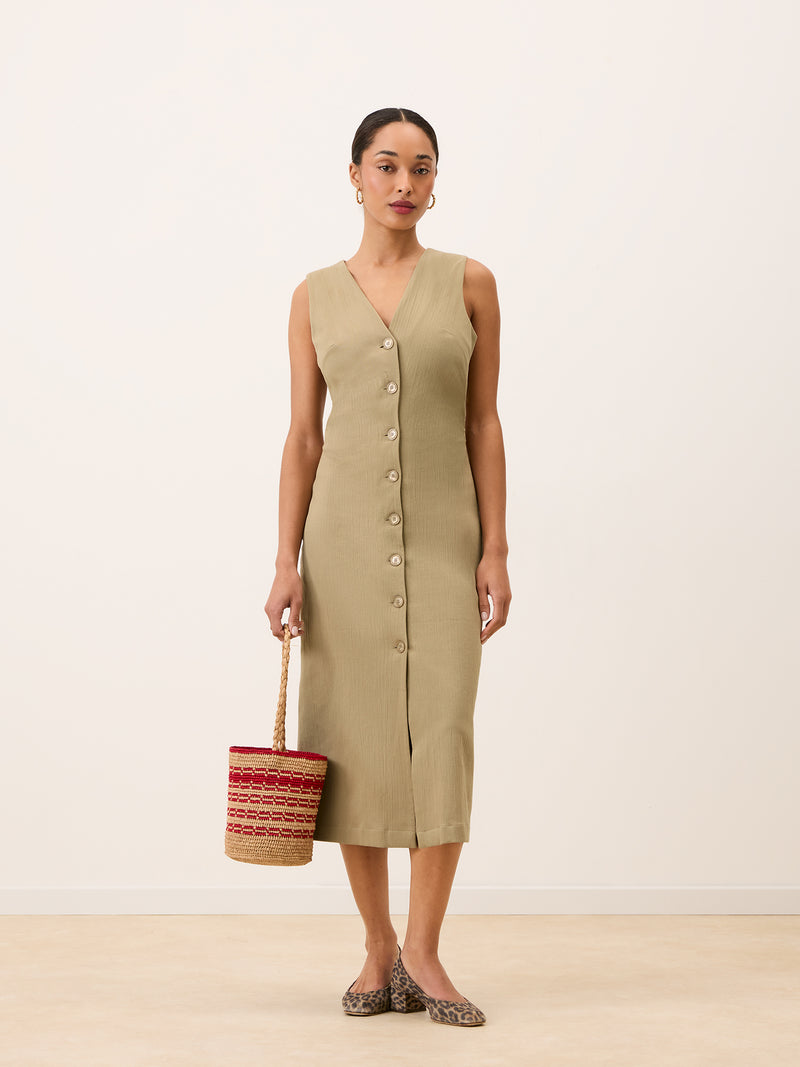 ADELINA beige long crinkled cotton dress, detail of button closure by Rouje