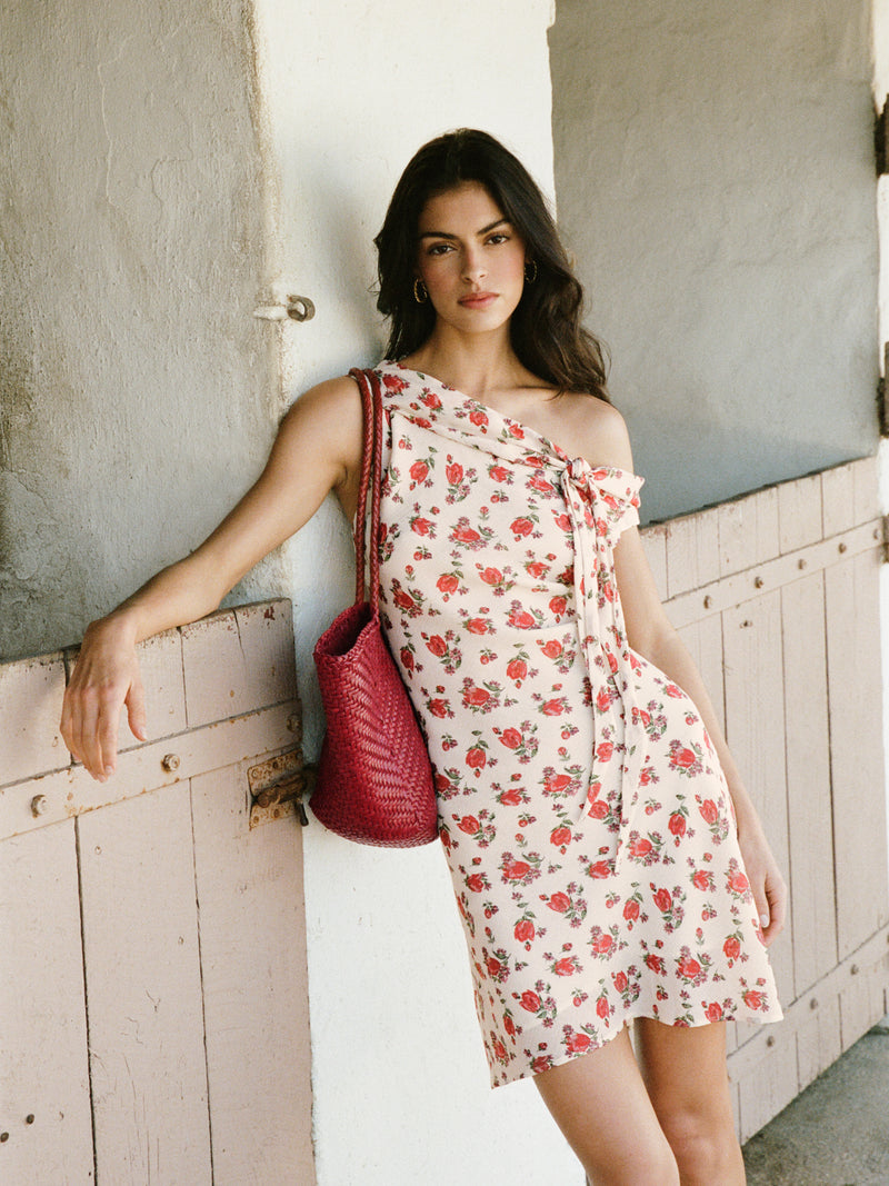 ERIN white floral short dress, lifestyle setting by Rouje