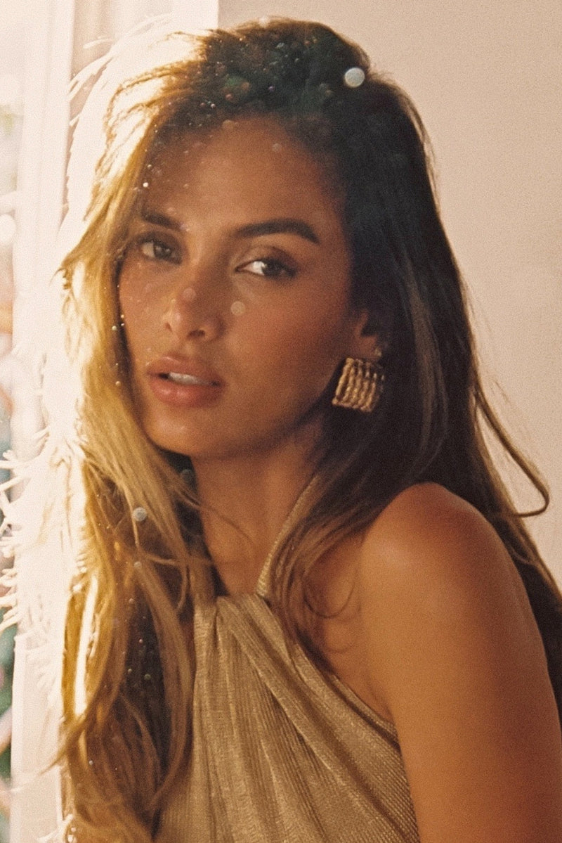 Shop The Look: Stay-at-Home Daughter styled in a complete look from an alternate angle.