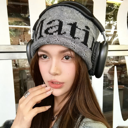 Stylish Letter Warm Slouchy Knitted Hat