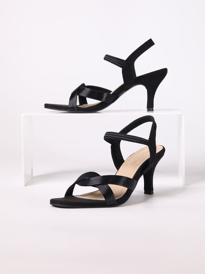 Teyla Black Kitten Heels