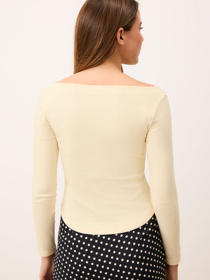 BEATA vanilla cotton top, detail of boat neck by Rouje